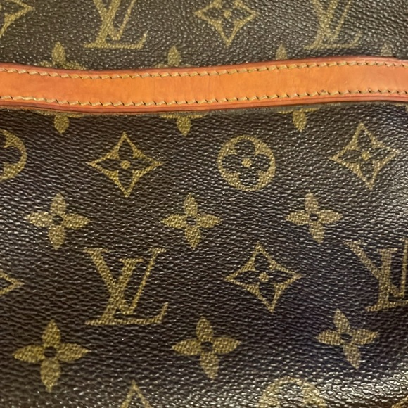 Louis Vuitton Crossbody Bag - Picture 13 of 16